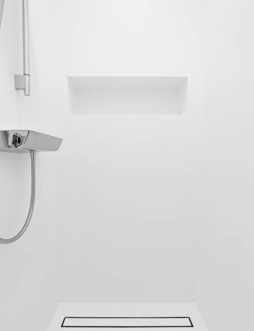 gietvloer badkamer douche nis renovatie