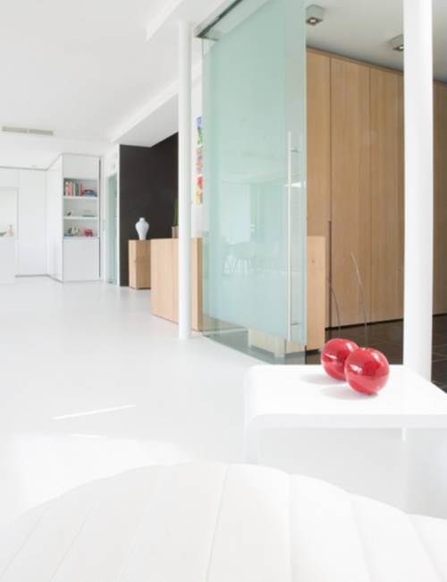 Liquidfloors Mellow pu gietvloer residentiële woning Alken Limburg