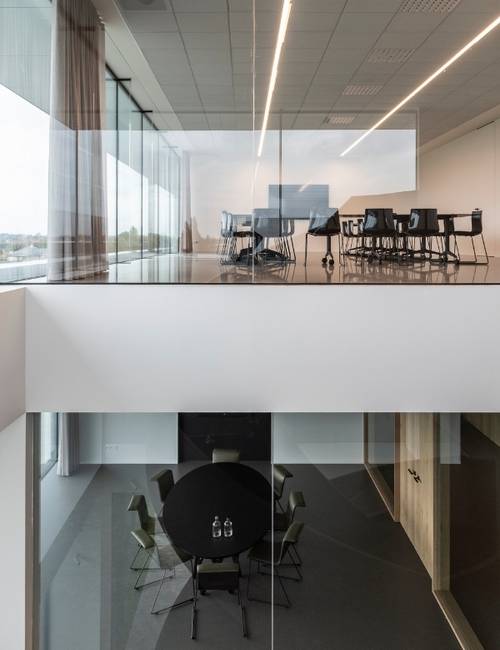 Liquidfloors Mellow pu gietvloer in kantoorgebouw Kortrijk