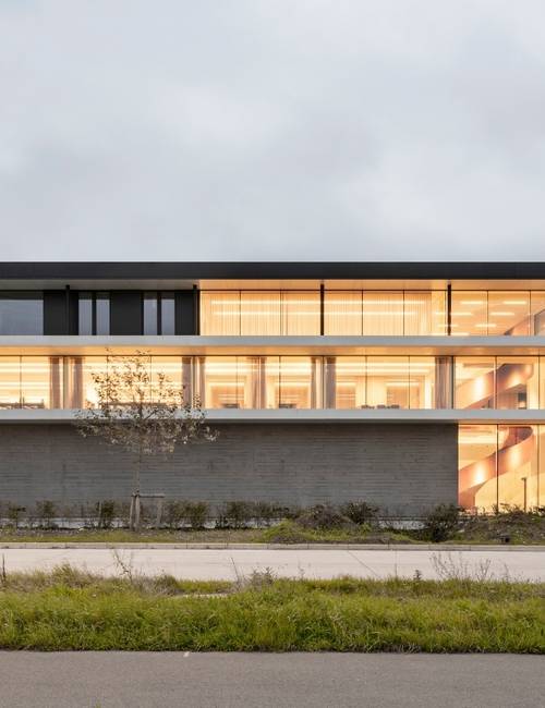 Liquidfloors Mellow pu gietvloer in kantoorgebouw Kortrijk