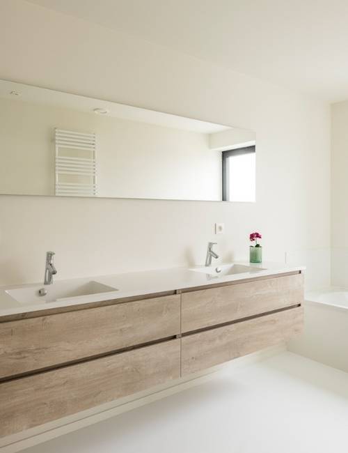 Liquidfloors Mellow pu gietlvoer in badkamer kijkwoning Zulte