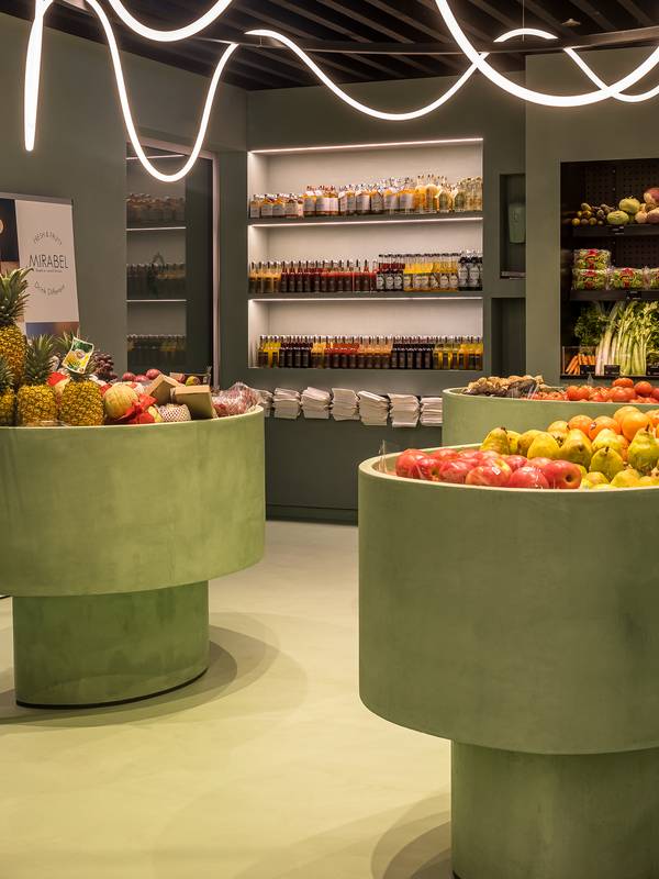 fruit trays in deli
