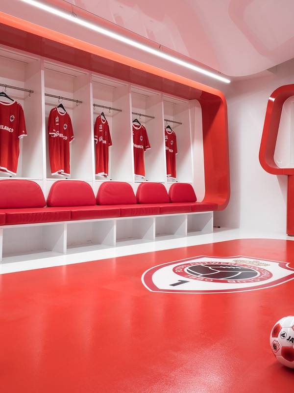 Cast floor ghelamco fc antwerp football